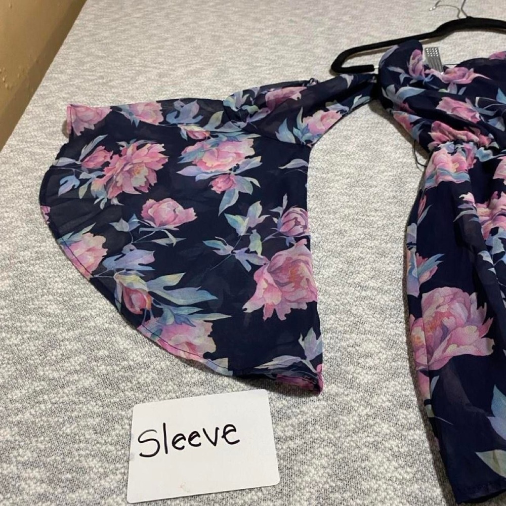 Papaya purple floral short romper purple off shoulder sleeves women m. SKU-C246
